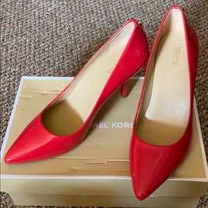 Michael Kors Mid Pump Heels